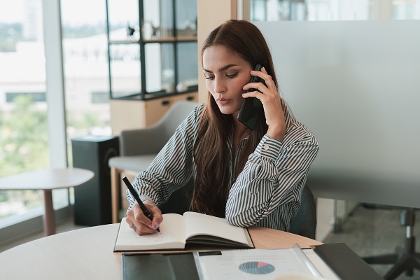 track-phone-calls-without-them-knowing.jpg