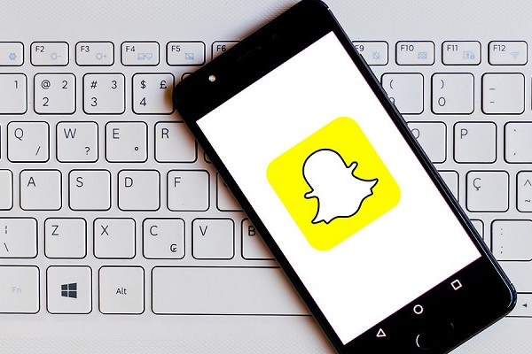 Bust A Cheater with a Snapchat Spy App